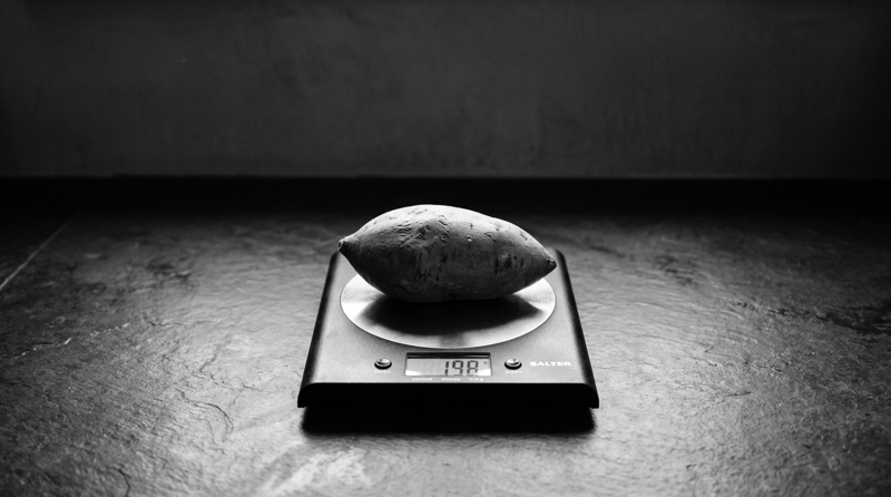 Should I Weigh Foods Cooked or Raw?